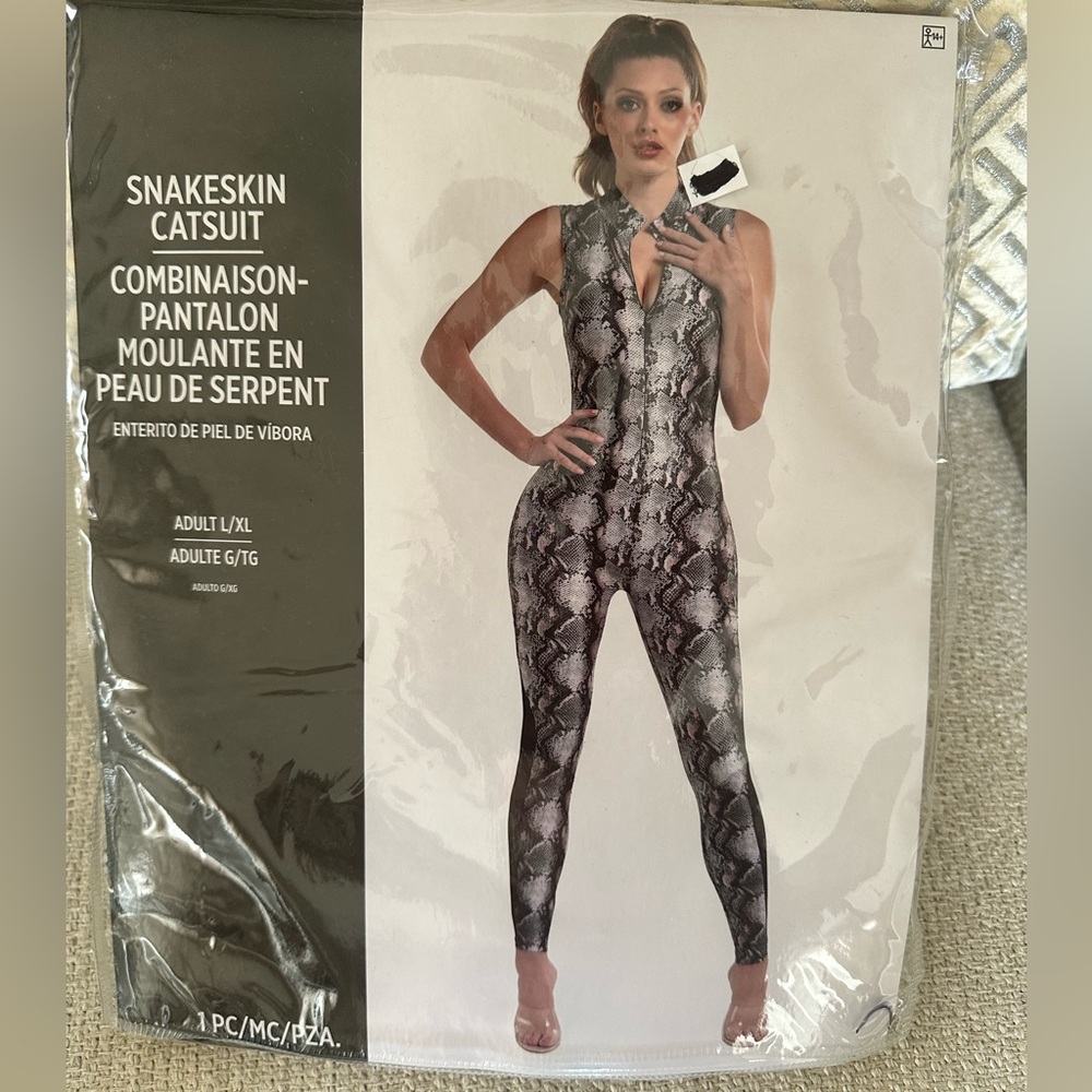 Chic Snakeskin CatSuit 🔥☄️🔥